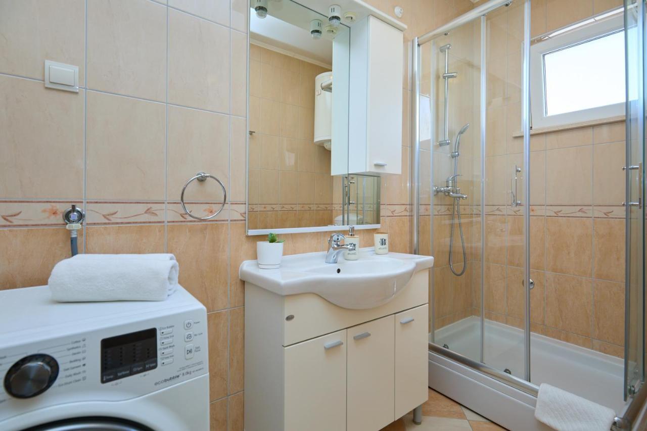 Apartment Marijana มลินี ภายนอก รูปภาพ