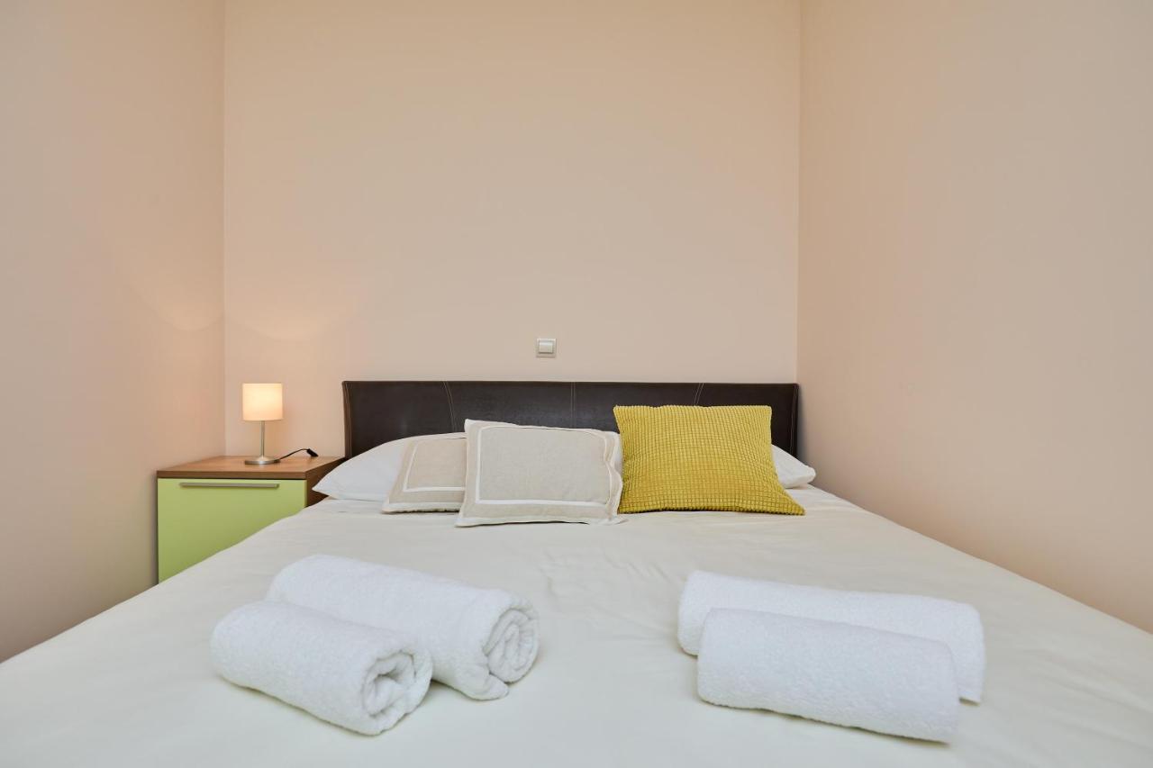 Apartment Marijana มลินี ภายนอก รูปภาพ