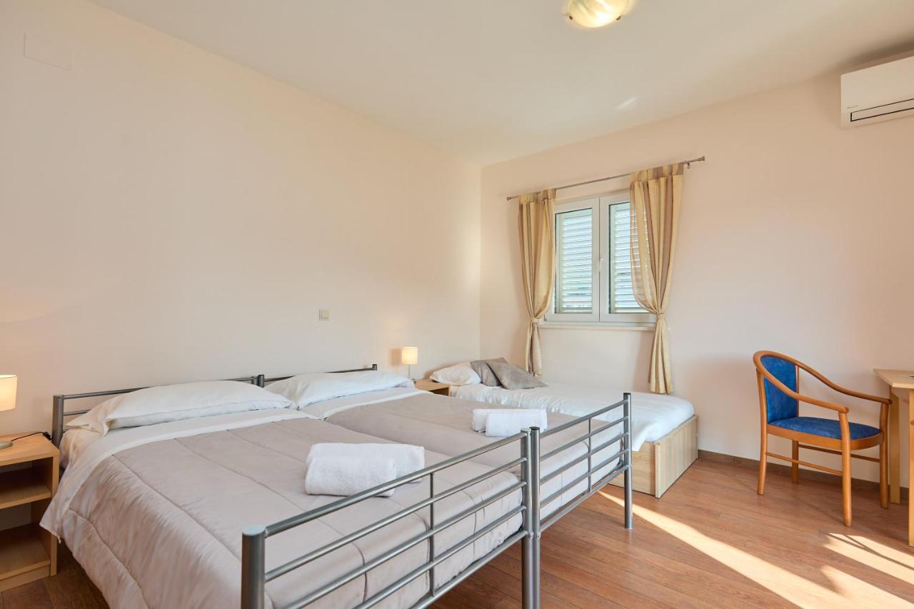 Apartment Marijana มลินี ภายนอก รูปภาพ