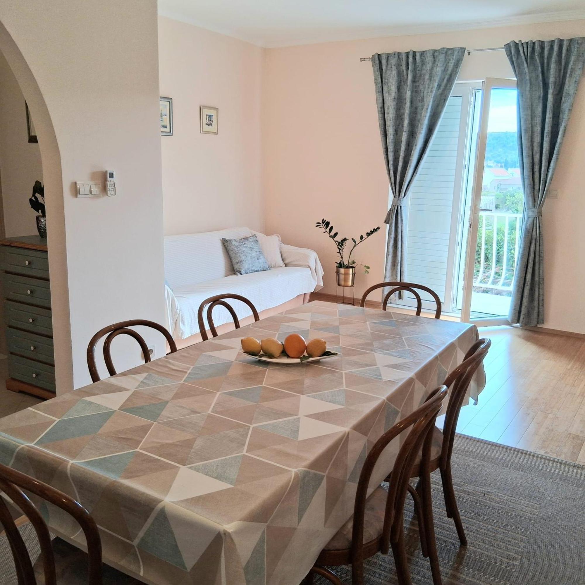 Apartment Marijana มลินี ภายนอก รูปภาพ