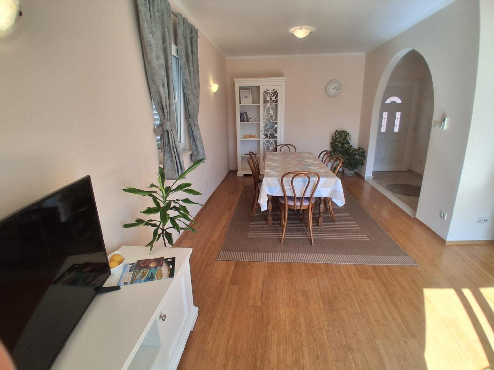 Apartment Marijana มลินี ภายนอก รูปภาพ